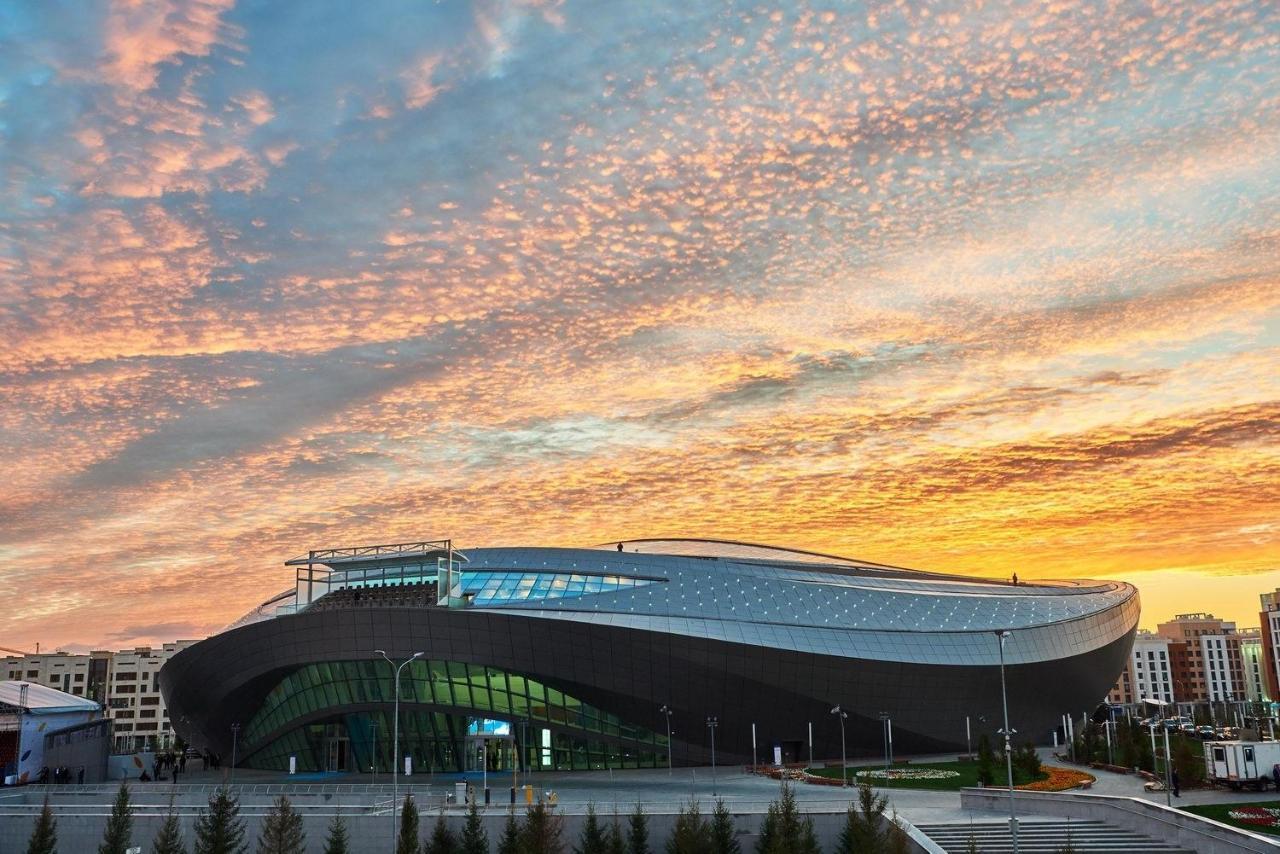 Экспо Бульвар 5 Astana Bagian luar foto